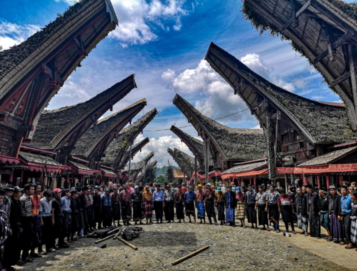 Отель Santai Toraja Рантепао Экстерьер фото